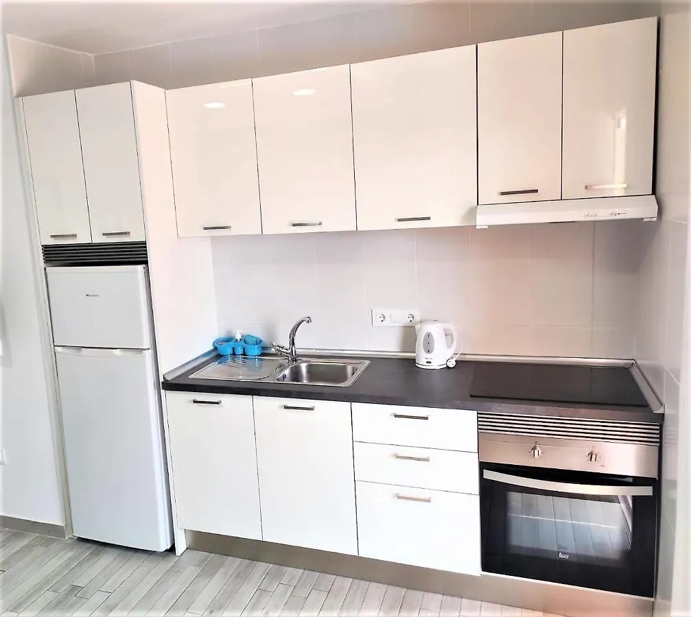 Cris Sol Apartments Los Cristianos